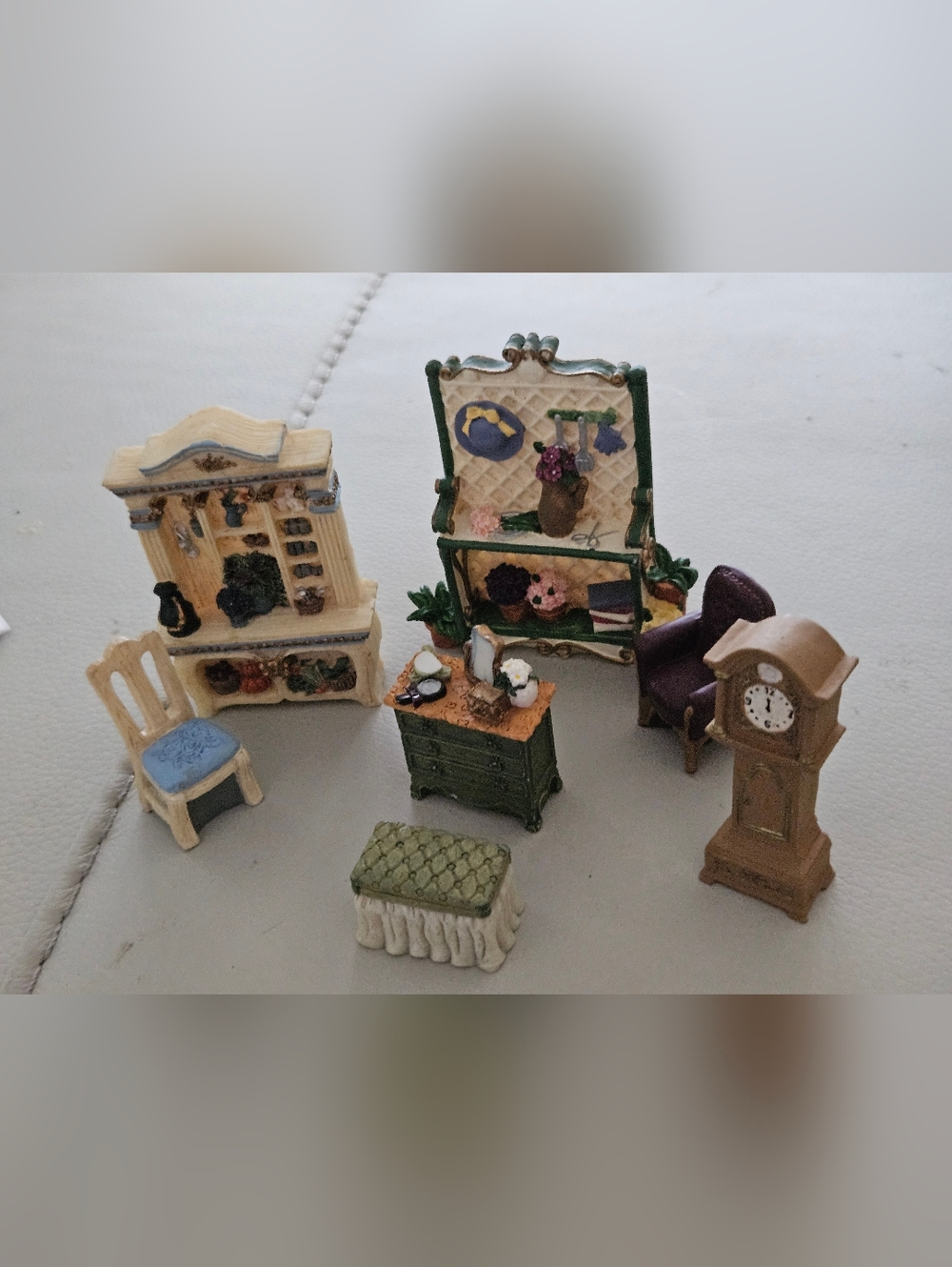 Cute Miniature Dollhouse Furniture Set - Cream, Green, Purple Accents 7 Piece